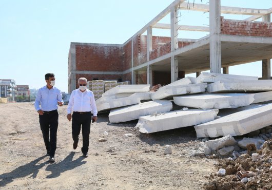 BAŞKAN AYGÜN, SPOR KOMPLEKSİNİ İNCELEDİ