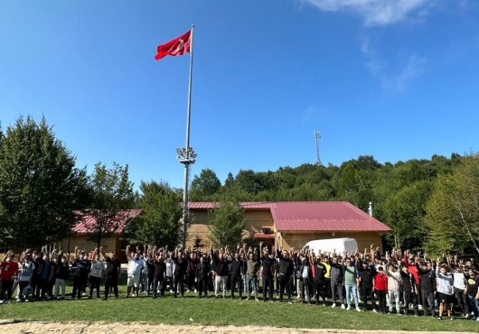 Genç Ülkücüler Kampta Bir Araya Geldi