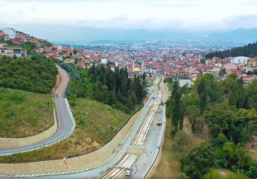 Şehir Hastanesi tramvay hattında raylar döşeniyor