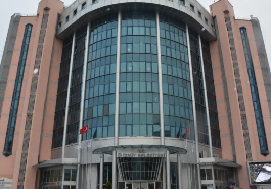 İZMİT BELEDİYESİNDEN  KİTAPÇI ESNAFINA DESTEK