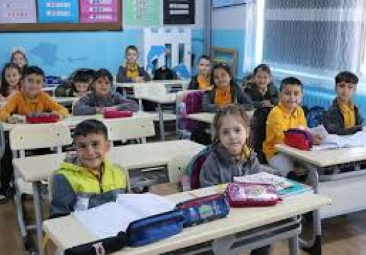 Arefe Günü okullar öğlene kadar öğrenim verecek..