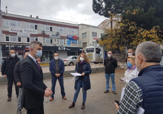 GÖLCÜK BELEDİYESİ, 7 ARAÇ VE PERSONELİYLE FİLASYON EKİBİNE DESTEK VERİYOR