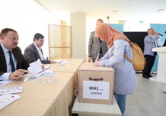 Görme engelli bireylere Braille yazılı oy pusulası