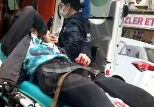 BIÇAKLANARAK KANLAR İÇERİSİNDE YERE YIĞILDI