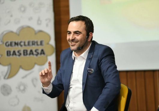 Başkan Özlü, Genç Kardeşleriyle Geleceği Konuştu
