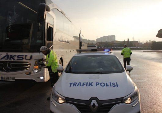 Kocaeli’de kış lastiği denetimi başladı