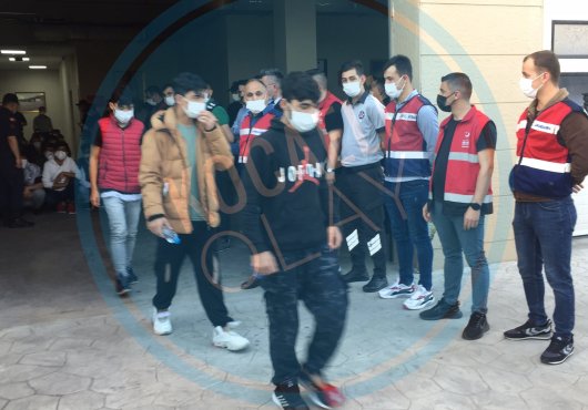 400 düzensiz göçmen sınır dışı edildi