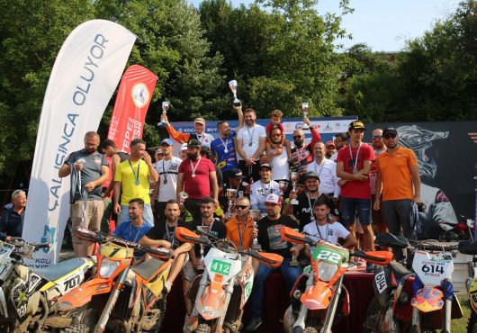 Süper Enduro Şampiyonası nefesleri kesti