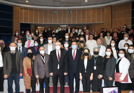 Sertifikalı Yoğun Bakım Hemşireliği Eğitimi Belge Töreni Gerçekleştirildi