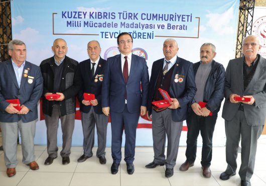 Körfez’de Kıbrıs gazilerine beratları verildi..