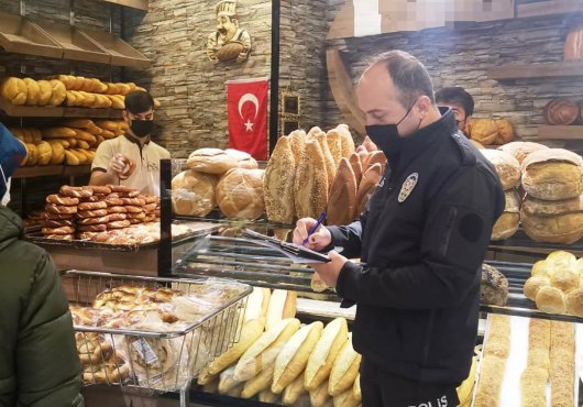 KARANTİNA İHLALİ YAPAN 27 KİŞİ  SOKAKTA YAKALANDI