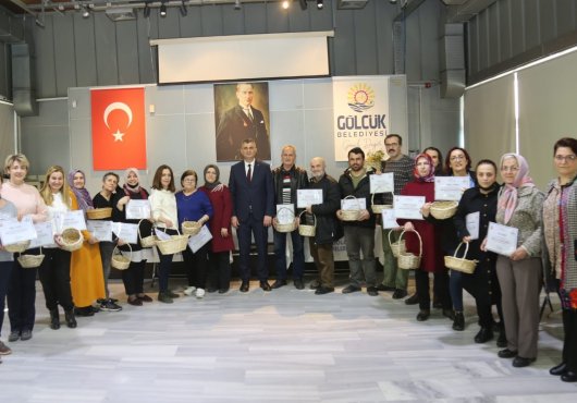 Geleneksel sanatlar Gölcük'ten geleceğe taşınıyor!