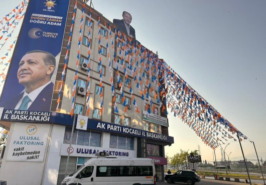 AK Parti, engelli vatandaşlar için mobil ekip kurdu