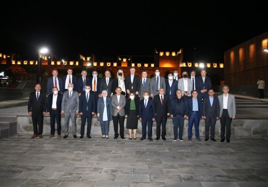 VEKİL YAMAN, TÜRKİYE'Yİ DOLAŞIYOR