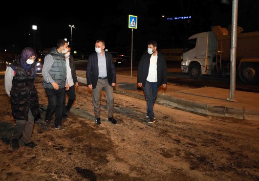    Başkan Büyükakın, gece denetimlerini sürdürüyor