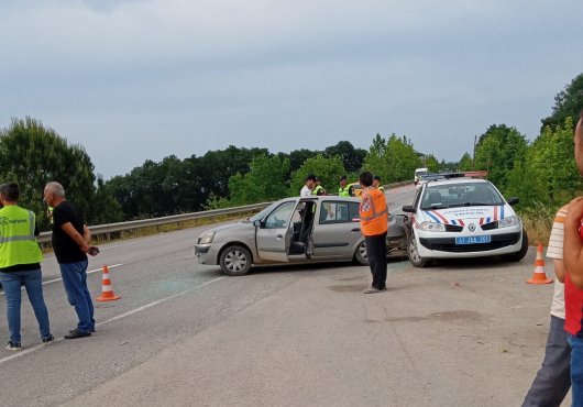 Kazadan savruldu, radar aracına çarptı!