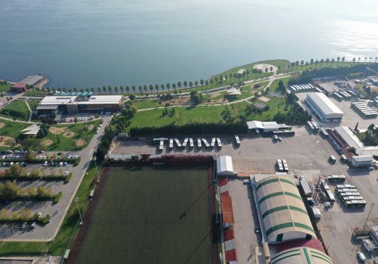OTOBÜSLERE  TEMİZLİK, MASKE VE  MESAFE KOREOGRAFİSİ
