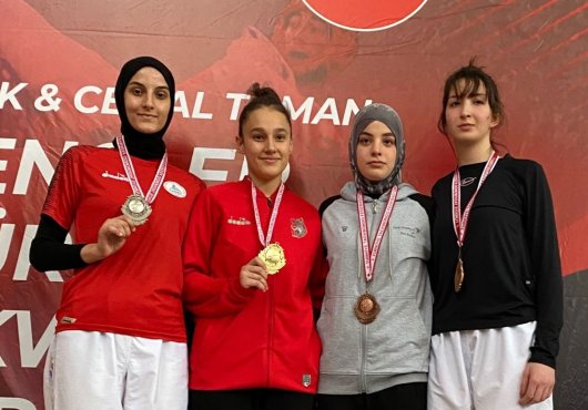 Körfezli Eslem Türkiye ikincisi oldu