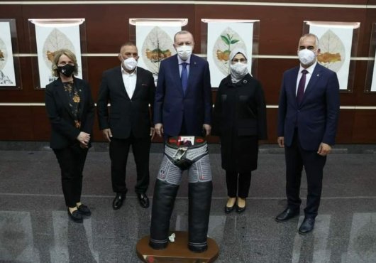 ZİYARET NİYET   REİS'E KISPET
