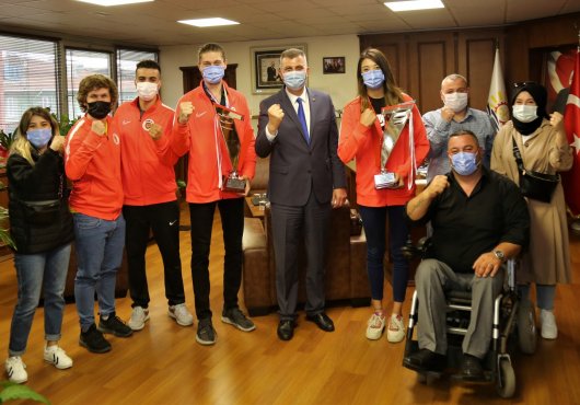 ÇİFTE TÜRKİYE ŞAMPİYONLUK KUPALARI GÖLCÜK’TE
