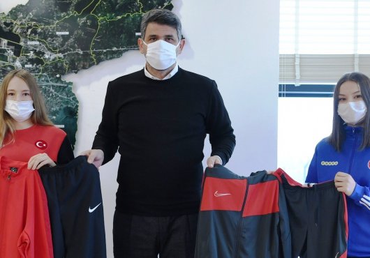 KARTEPELİ SPORCULAR YENİ BAŞARILAR İÇİN YOLA ÇIKTI
