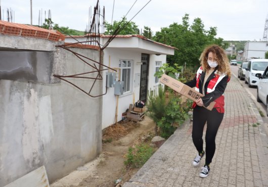 EVİ YANAN AŞLEYE YARDIM ELİ