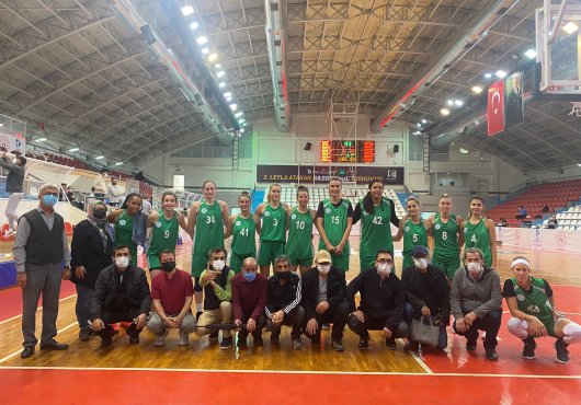 İZMİTLİ PERİLER OYNADI, ONLAR STRES ATTI