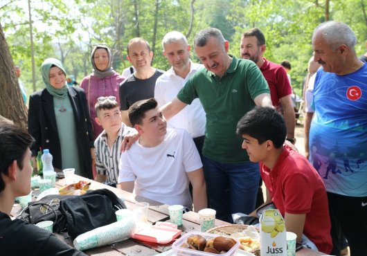 Başkan Büyükakın,  Ballıkayalar’da vatandaşla buluştu