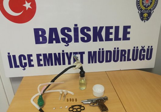    Yaralama zanlısı yakalandı! Evinden çıkanlar herkesi şaşırttı