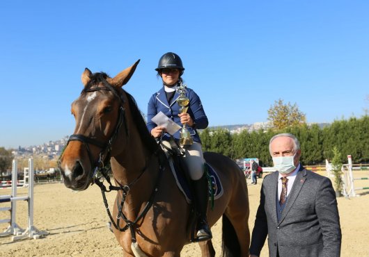 DERİNCE  BELEDİYE BAŞKANLIĞI KUPASINDA  DERİN GÜNEŞ BİRİNCİ