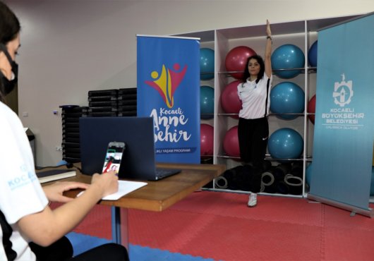 SPOR SALONLARI EVLERE TAŞINDI
