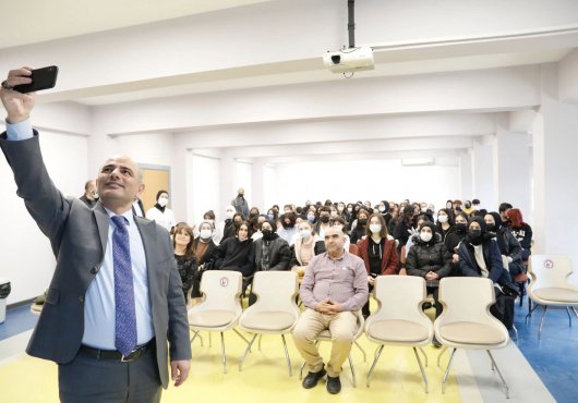 Başkan Söğüt gençlerle buluştu