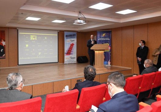 BİR PATENT  FİKRİM VAR YARIŞMASINDA DERECEYE GİRENLERE ÖDÜLLERİ VERİLDİ
