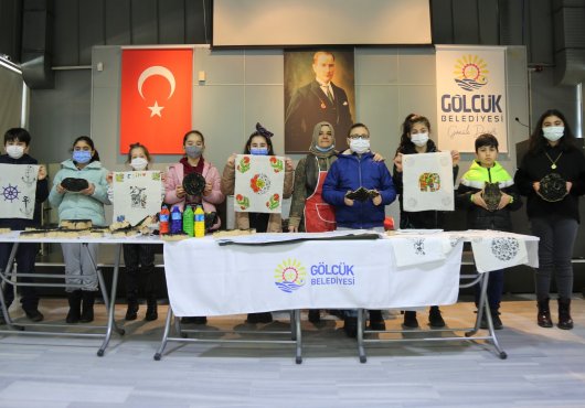 GÖLCÜK'TE ÇOCUKLAR İÇİN SANAT ZİLİ 