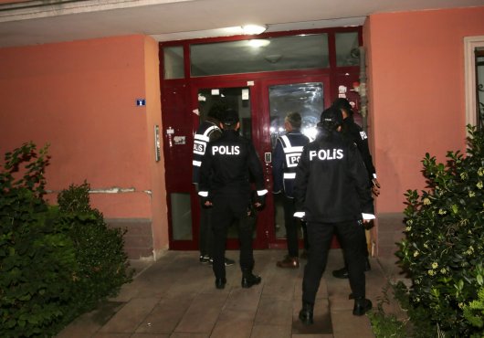 Aranan  20 hükümlü, uygulamada yakalandı!
