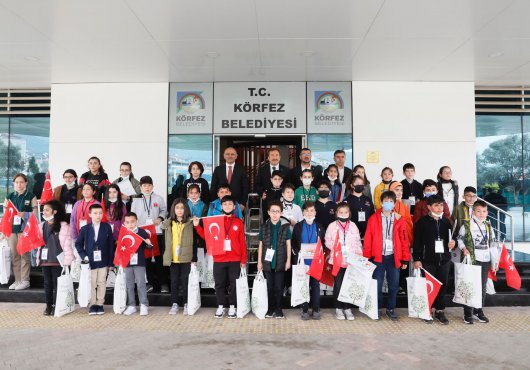 Körfez’de çocuk meclisi kuruldu