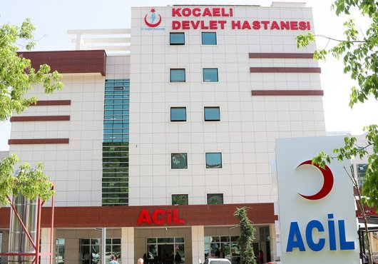 Öfkeli  hasta, sekreteri ısırıp doktora hakaret etti