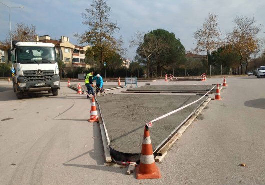 Derince Yenikent Mahallesi’nde kontrollü kavşak düzenlemesi