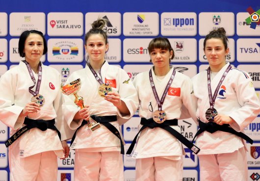 JUDOCULARIMIZ BOSNA'DAN MADALYA İLE DÖNÜYOR