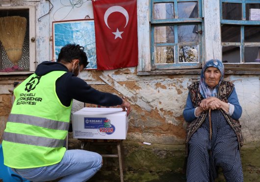 GÖNÜLLERİ KAZANDIRAN YÜZLERİ ISITAN PROJE