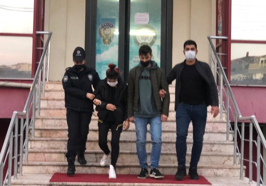 KARI KOCA 11 ADET SAHTE 100 TL İLE YAKALANDI