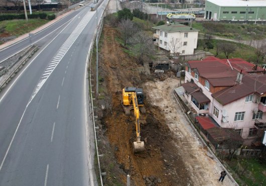 Eskihisar feribot yolu genişletiliyor