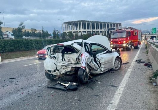 D-100'de zincirleme kaza: 1 ölü, 1 yaralı