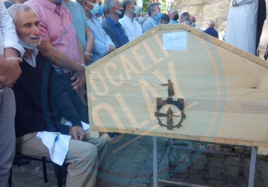 BEKÇİ AİLESİ, GÖZYAŞLARIYLA UĞURLANDI
