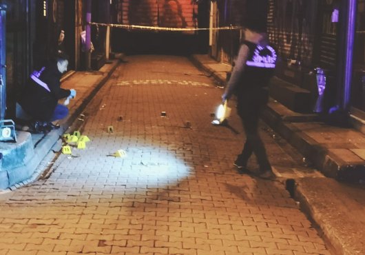 İki grup birbirine girdi  1 ölü 1 yaralı