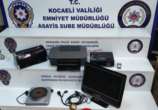 15 BİN LİRALIK MALZEME ÇALMIŞLARDI