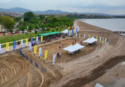 Plaj Voleybolu Heyecanı Başladı