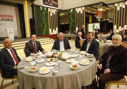    Başkan Söğüt, meclis üyeleri ve muhtarları ağırladı