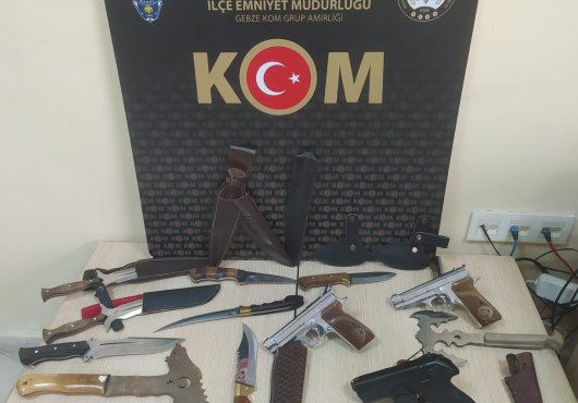 Silah kaçakçılarına operasyon  5 kişi gözaltında