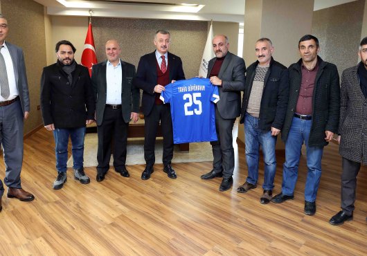 BÜYÜKAKIN,